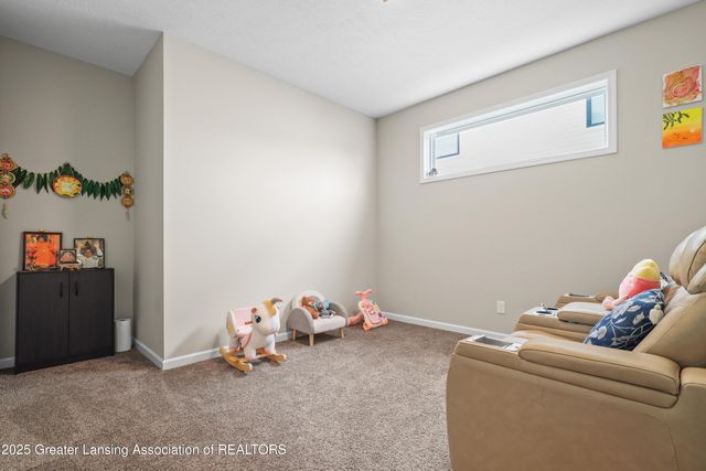 5603 Copper Creek Drive, Haslett, MI 48840