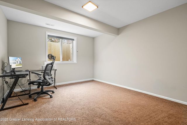 5603 Copper Creek Drive, Haslett, MI 48840