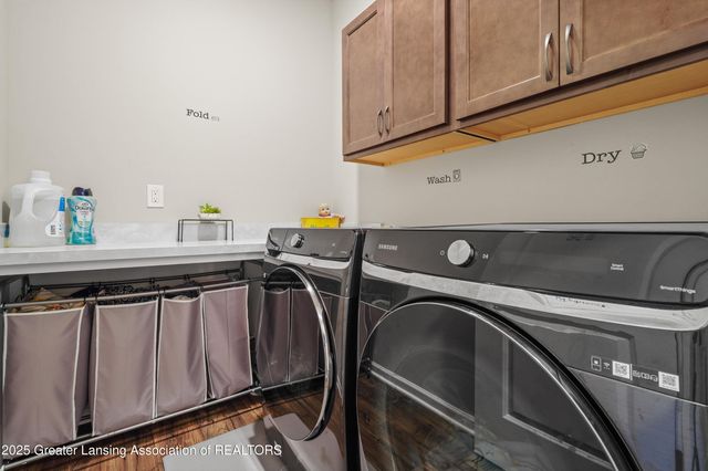 5603 Copper Creek Drive, Haslett, MI 48840