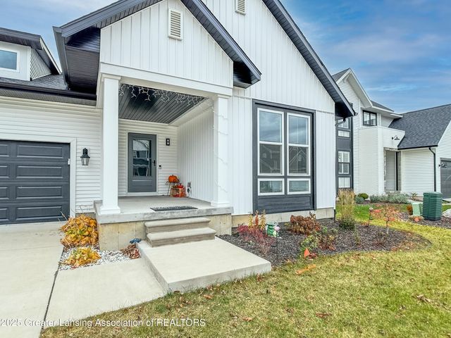 5603 Copper Creek Drive, Haslett, MI 48840