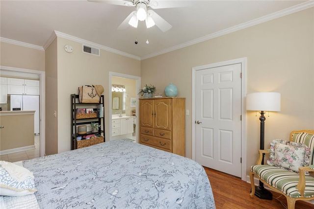 131 Ashford Circle 131, Dunwoody, GA 30338
