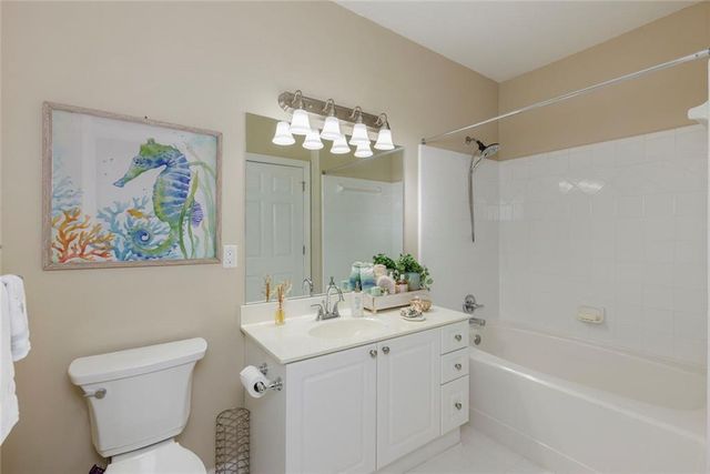 131 Ashford Circle 131, Dunwoody, GA 30338