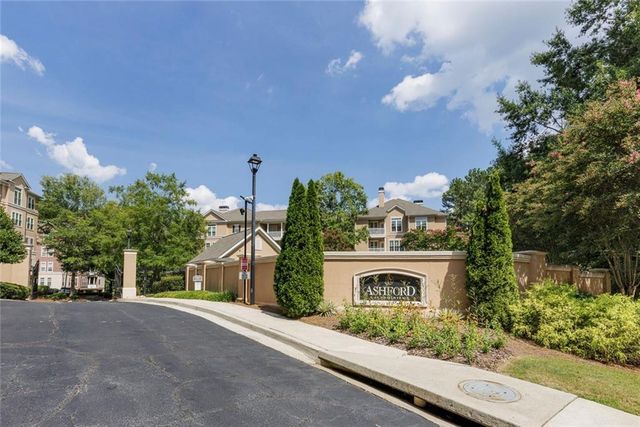 131 Ashford Circle 131, Dunwoody, GA 30338