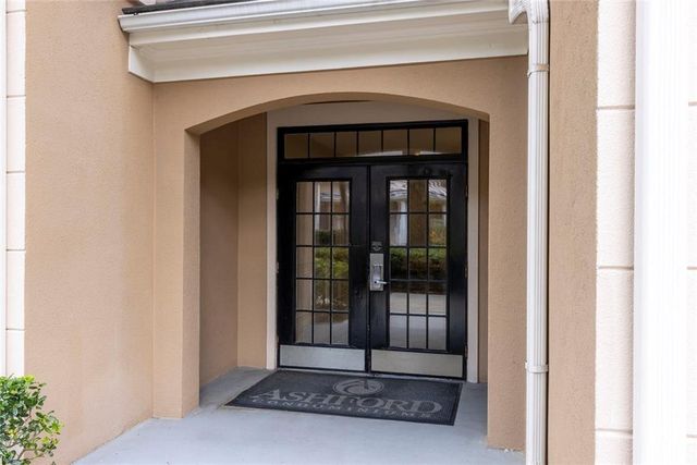 131 Ashford Circle 131, Dunwoody, GA 30338