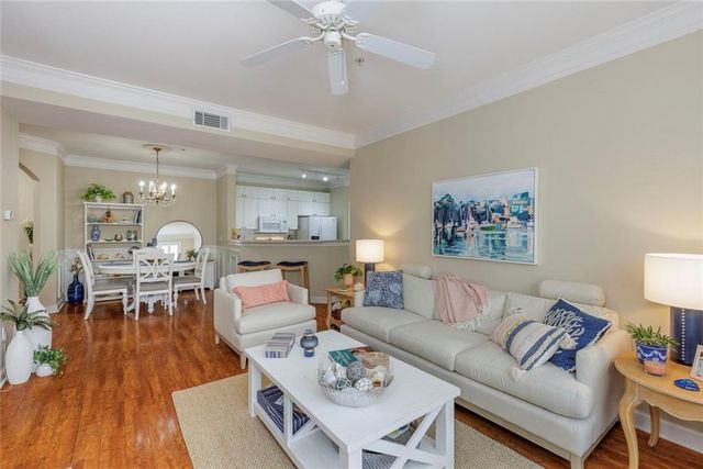 131 Ashford Circle 131, Dunwoody, GA 30338