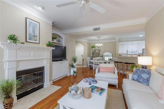 131 Ashford Circle 131, Dunwoody, GA 30338