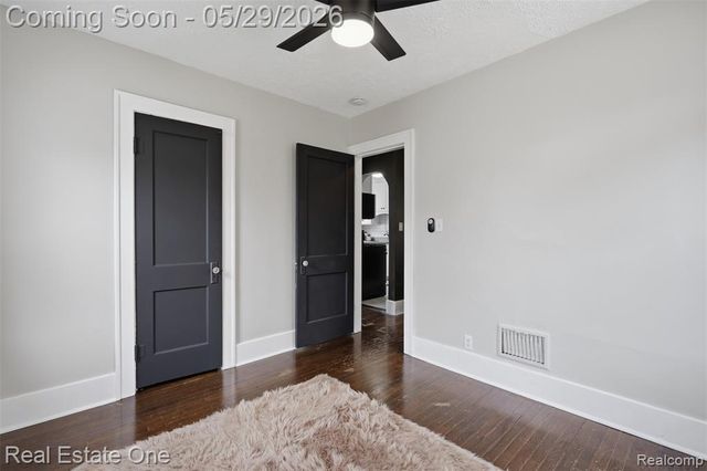 3600 Royal Avenue, Berkley, MI 48072