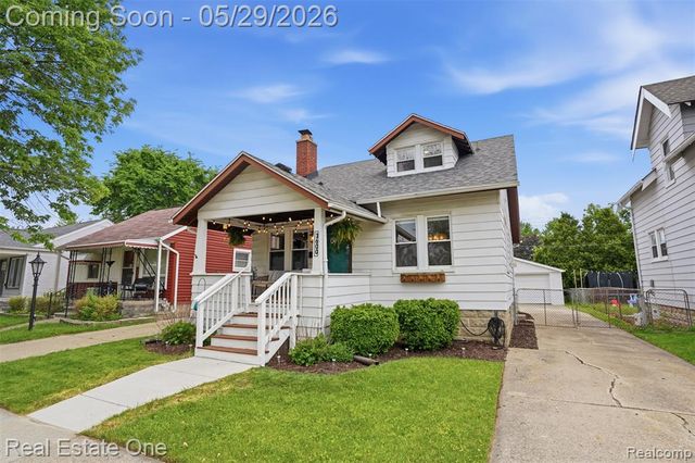 3600 Royal Avenue, Berkley, MI 48072
