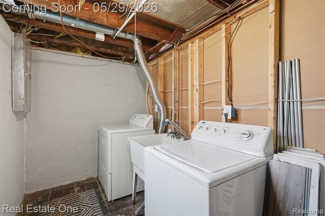3600 Royal Avenue, Berkley, MI 48072