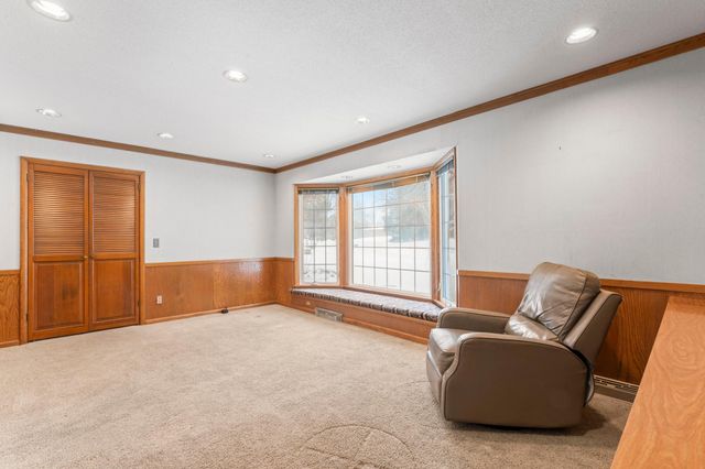 75 Rhode Island Avenue S, Golden Valley, MN 55426