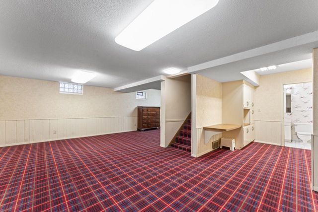 75 Rhode Island Avenue S, Golden Valley, MN 55426