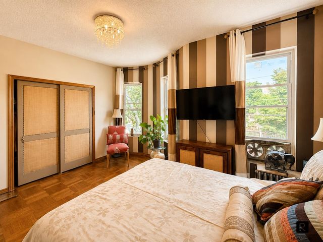 300 Milford Street, New York City, NY 11208