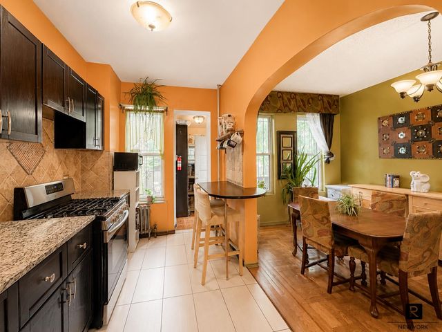 300 Milford Street, New York City, NY 11208