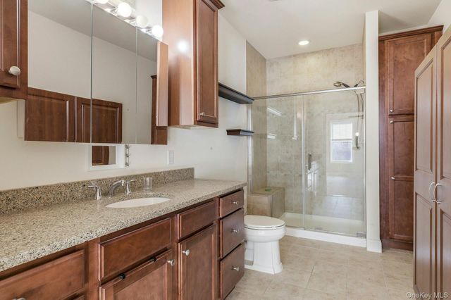 83 Pacific Dunes Court 83, Medford, NY 11763