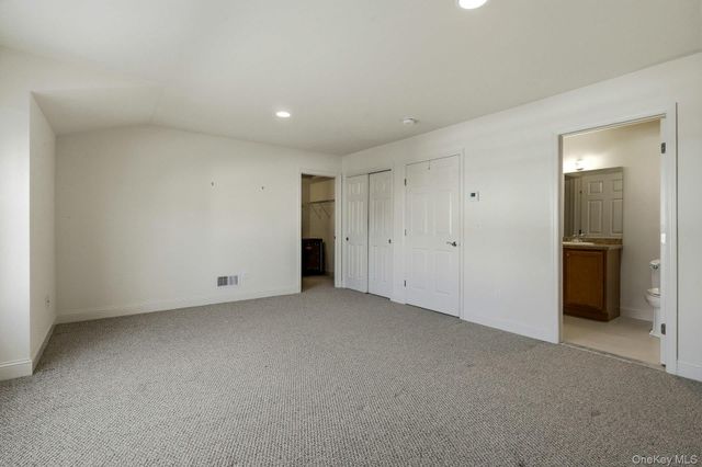 83 Pacific Dunes Court 83, Medford, NY 11763