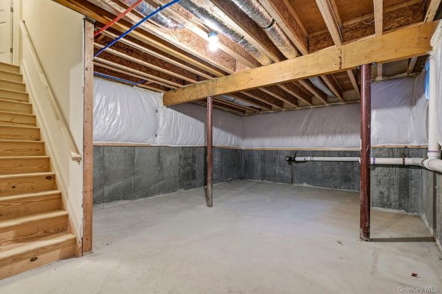 83 Pacific Dunes Court 83, Medford, NY 11763