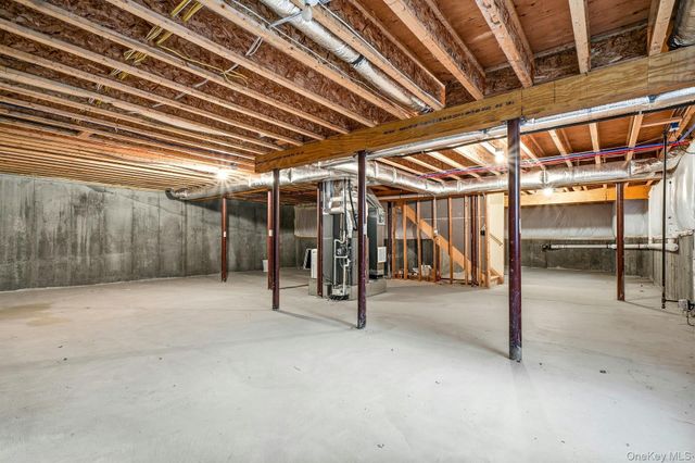 83 Pacific Dunes Court 83, Medford, NY 11763