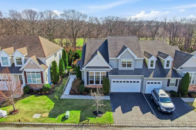 83 Pacific Dunes Court 83, Medford, NY 11763