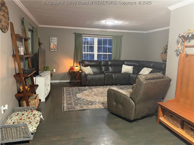 2314 Grasslick Road, Ripley, WV 25271