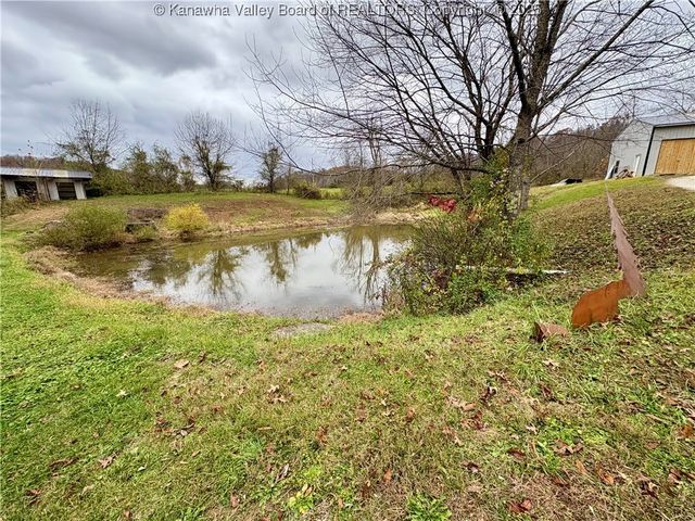 2314 Grasslick Road, Ripley, WV 25271