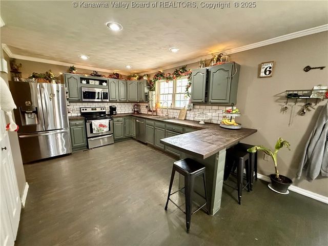 2314 Grasslick Road, Ripley, WV 25271