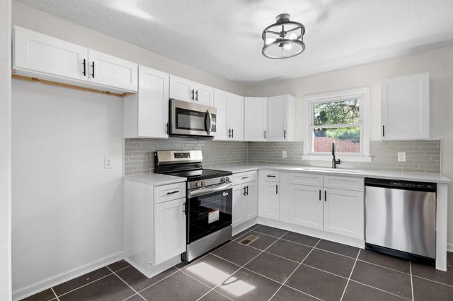 7734 Jocelyn Drive, Chattanooga, TN 37416