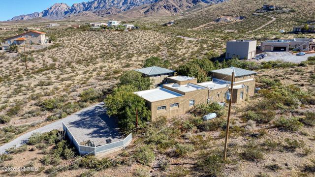 5093 Black Quartz Road, Las Cruces, NM 88011