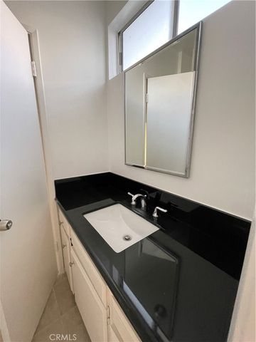 811 6th Street 306, Santa Monica, CA 90403