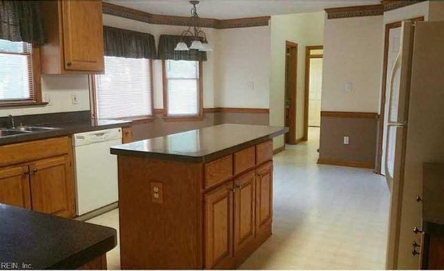 840 Beckley LN, Chesapeake, VA 23322