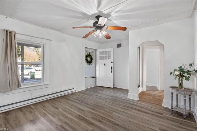 403 Elizabeth ST, Suffolk, VA 23434