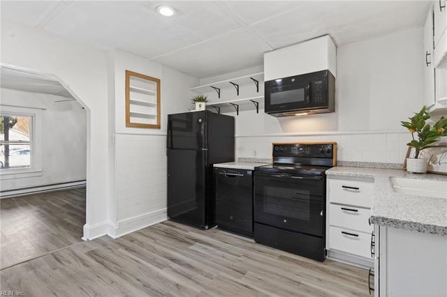 403 Elizabeth ST, Suffolk, VA 23434