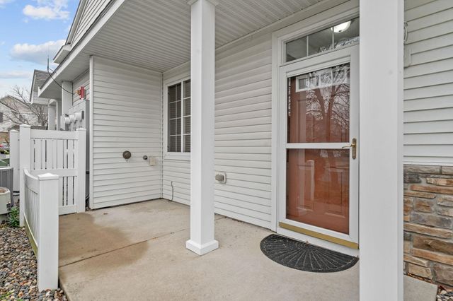 4611 Blaine Avenue 1308, Inver Grove Heights, MN 55076