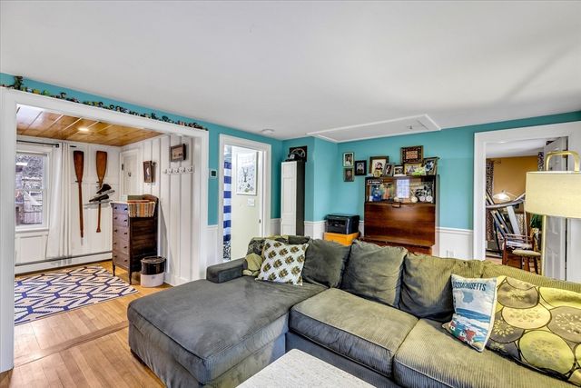 34 Weir Rd, Yarmouth, MA 02675