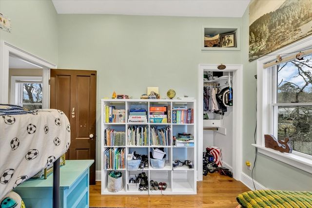 34 Weir Rd, Yarmouth, MA 02675