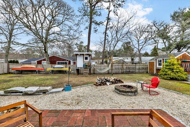 34 Weir Rd, Yarmouth, MA 02675