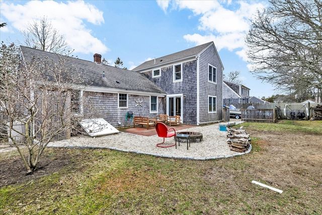 34 Weir Rd, Yarmouth, MA 02675