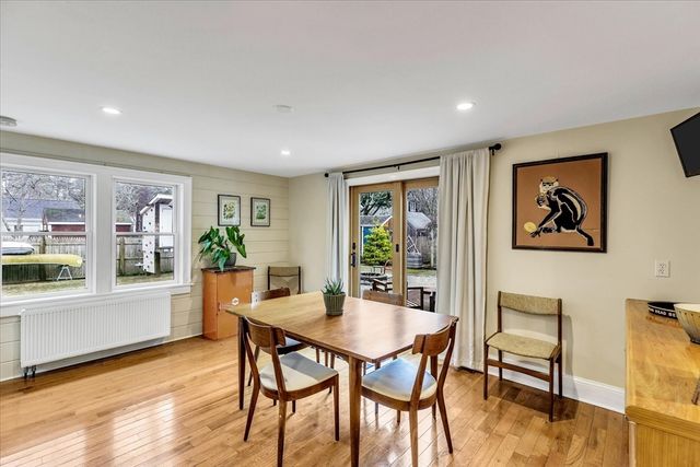 34 Weir Rd, Yarmouth, MA 02675