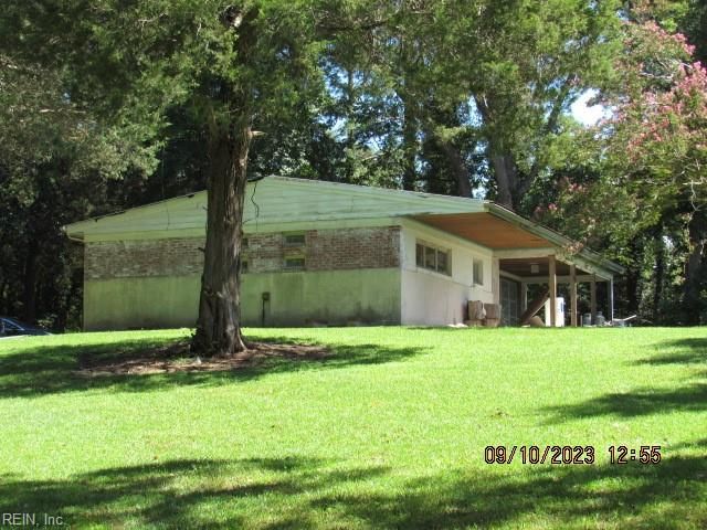 5790 York Haven LN, Gloucester, VA 23061