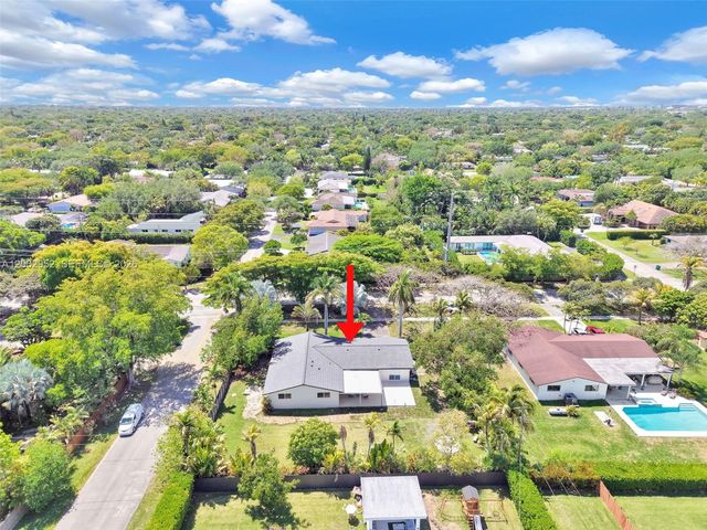 8405 SW 144th St, Palmetto Bay, FL 33158