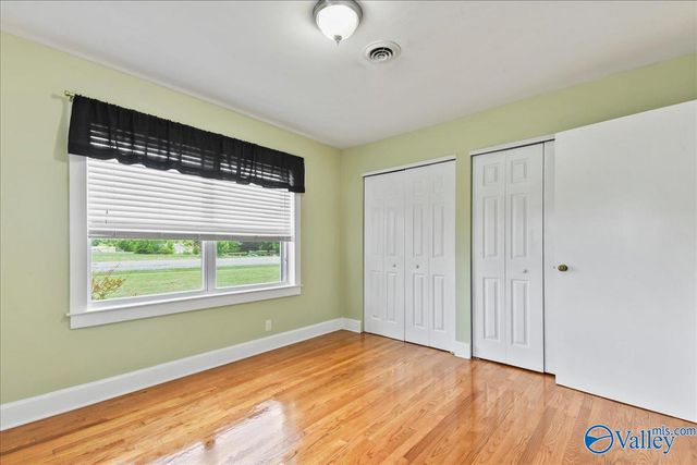 1312 Oneonta Cut-Off Road, Albertville, AL 35950