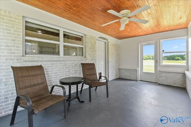 1312 Oneonta Cut-Off Road, Albertville, AL 35950