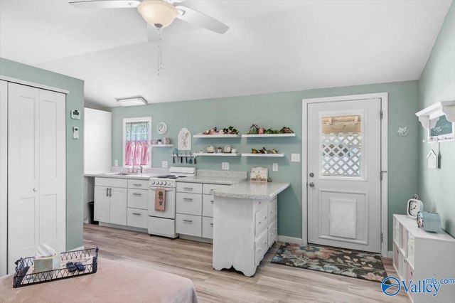 1312 Oneonta Cut-Off Road, Albertville, AL 35950