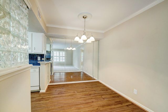 855 Augusta Drive S 58, Houston, TX 77057
