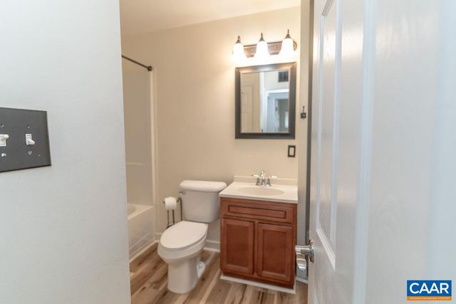 117 Berry St Apt 3, Orange, VA 22960