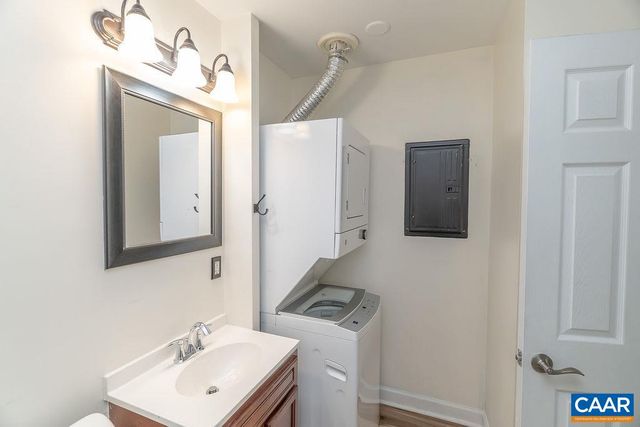 117 Berry St Apt 3, Orange, VA 22960