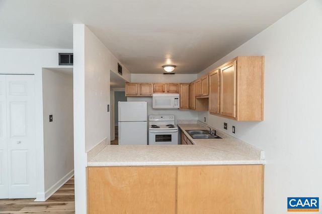 117 Berry St Apt 3, Orange, VA 22960