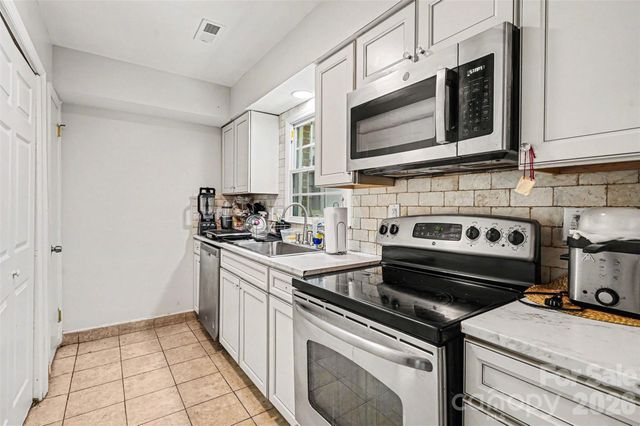 1236 Archdale Drive, Charlotte, NC 28217