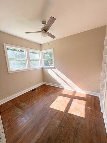 910 NE 11TH AVENUE, Ocala, FL 34470