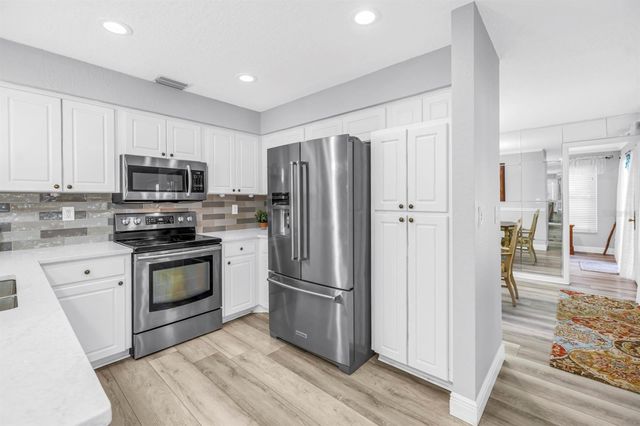 10761 125TH AVENUE, Largo, FL 33778