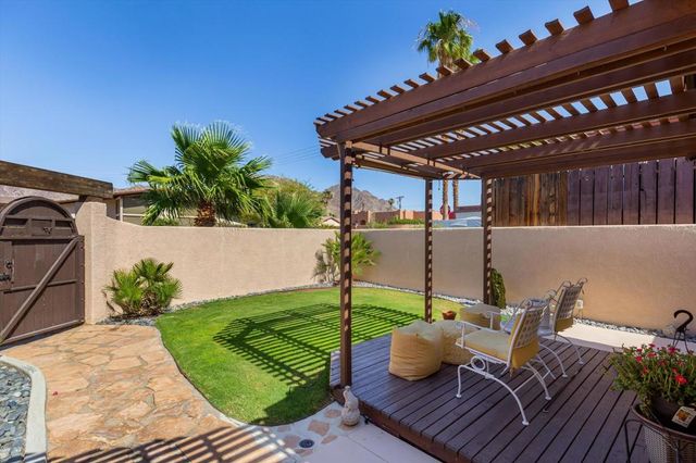 53965 Avenida Madero, La Quinta, CA 92253